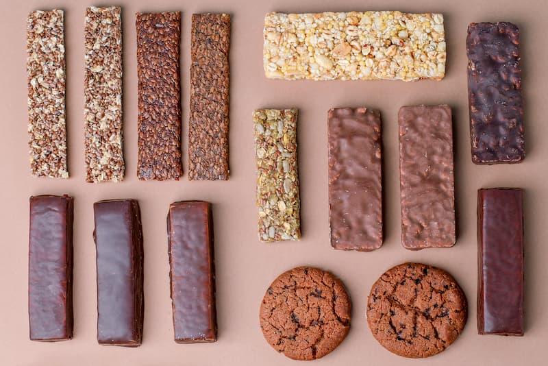 Proteinbar test 2026 - sammenligning av de beste proteinbarene